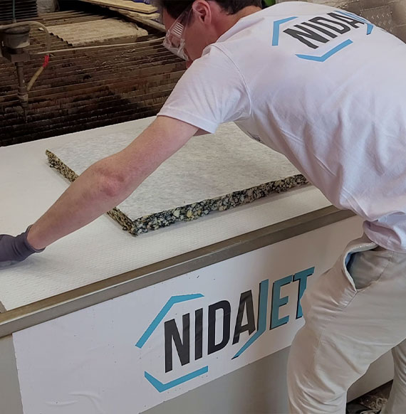 Quick replacement of Nidajet plates