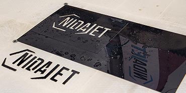 Découpe tôle PVC lisse avec Nidajet